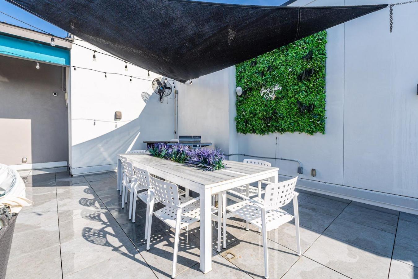 Apartmán Tropical Field 1 Bed In Downtown With Free Parking St. Petersburg Exteriér fotografie