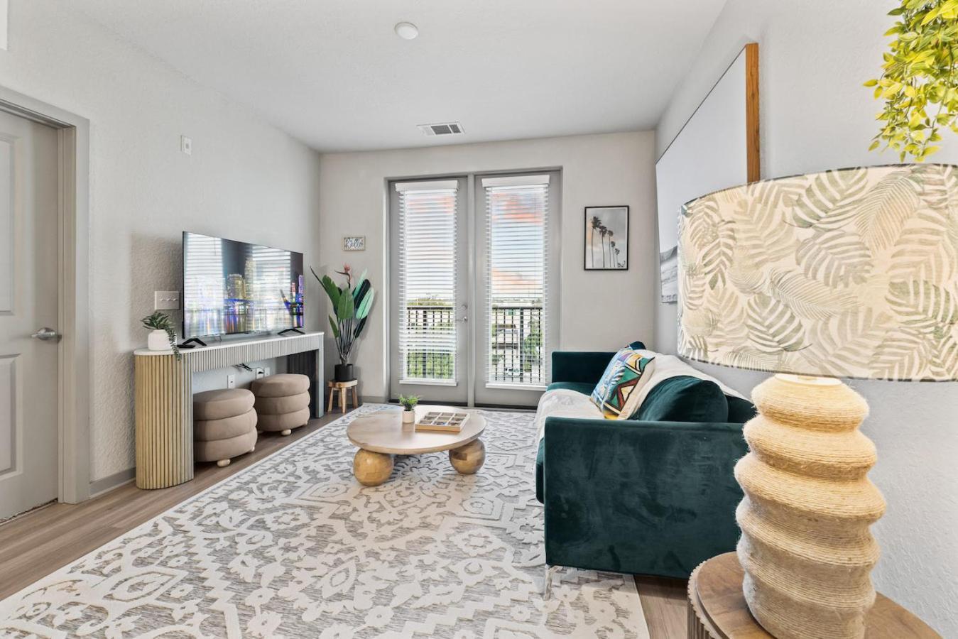 Apartmán Tropical Field 1 Bed In Downtown With Free Parking St. Petersburg Exteriér fotografie