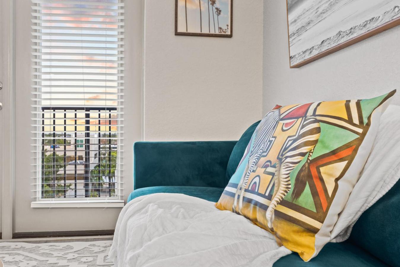 Apartmán Tropical Field 1 Bed In Downtown With Free Parking St. Petersburg Exteriér fotografie