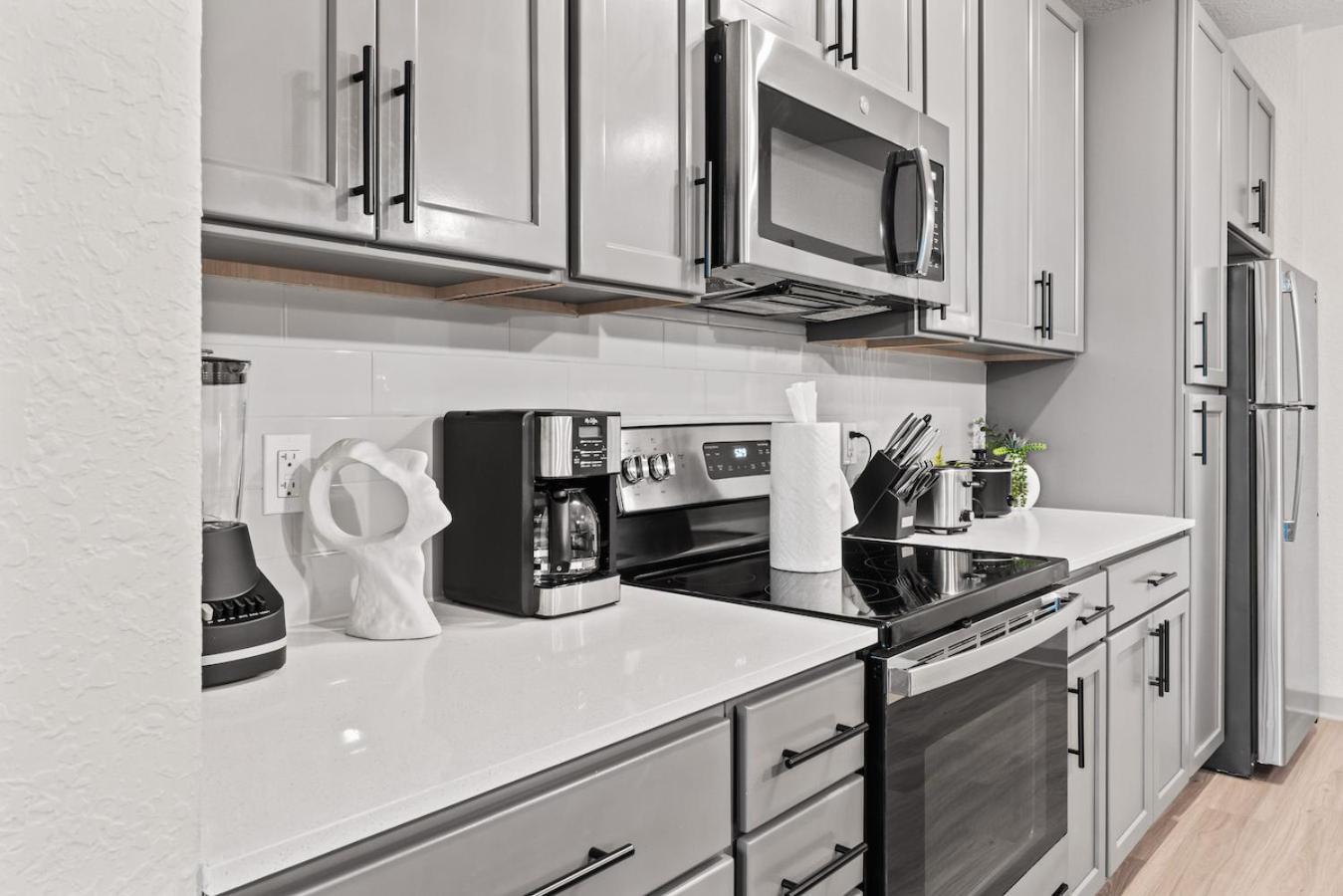 Apartmán Tropical Field 1 Bed In Downtown With Free Parking St. Petersburg Exteriér fotografie